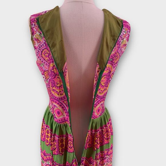 Vintage Paisley Print Maxi Dress Pink Green Glitter Boho 70s Slim Aarons Size M - Picture 7 of 9